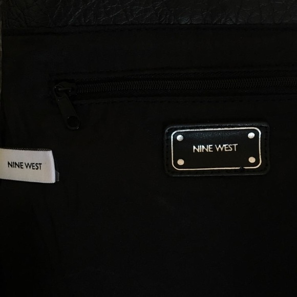 Nine West Tunnel Crossbody Leather Bag - Picture 6 of 7